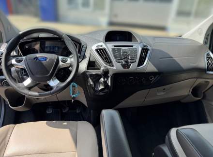 Ford - Tourneo Custom