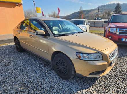 Volvo - S40
