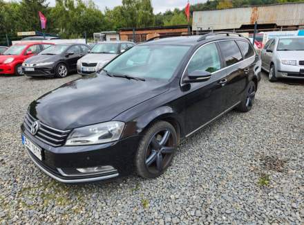 Volkswagen - Passat