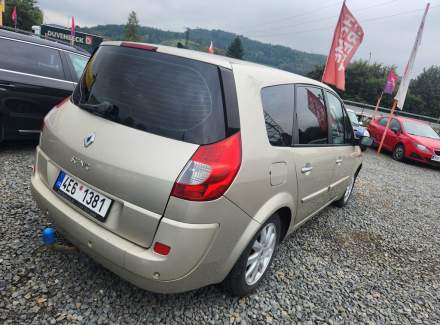 Renault - Scenic