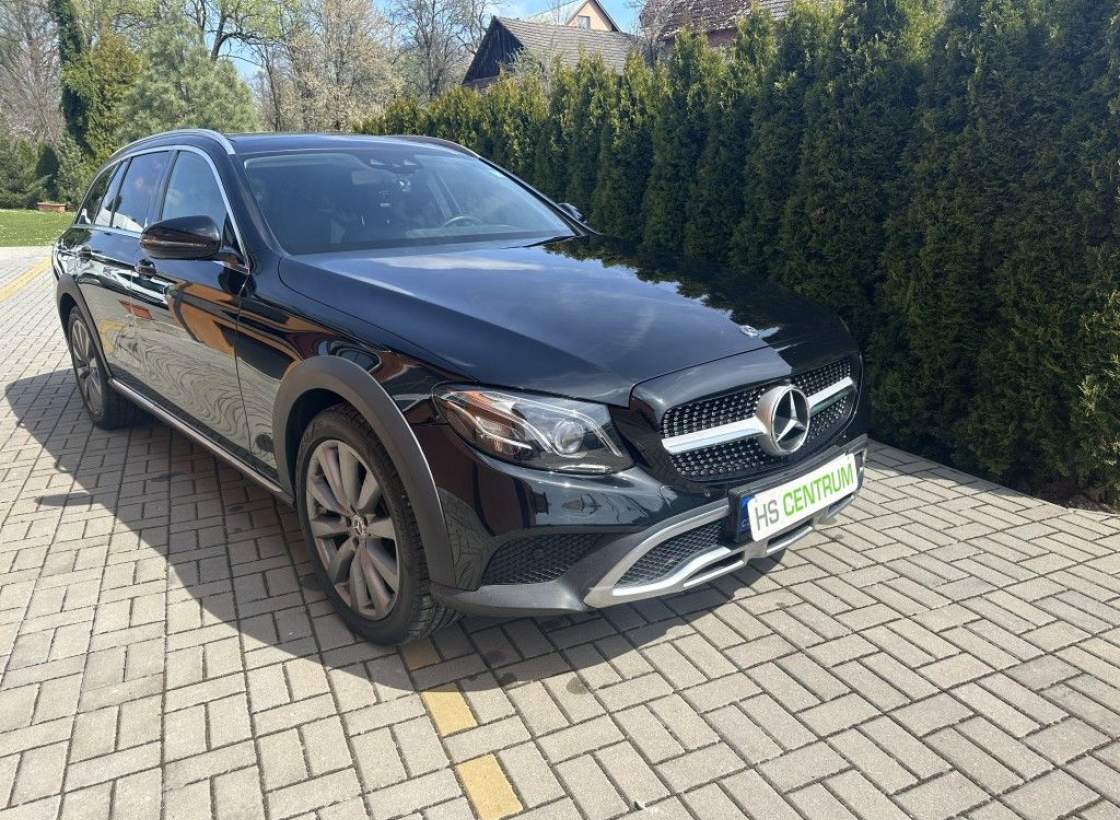 Mercedes-Benz - E-class