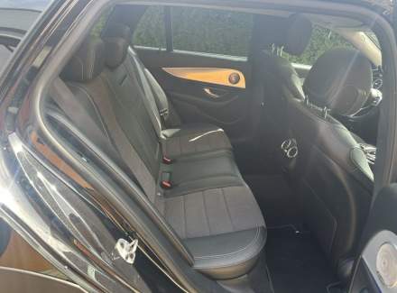 Mercedes-Benz - E-class