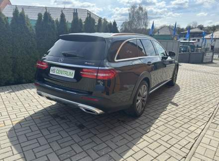 Mercedes-Benz - E-class