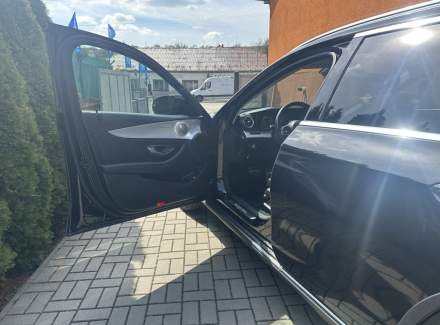 Mercedes-Benz - E-class