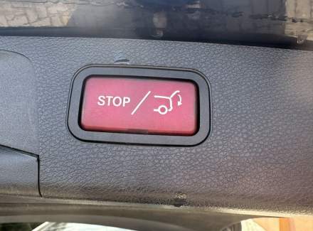 Mercedes-Benz - E-class