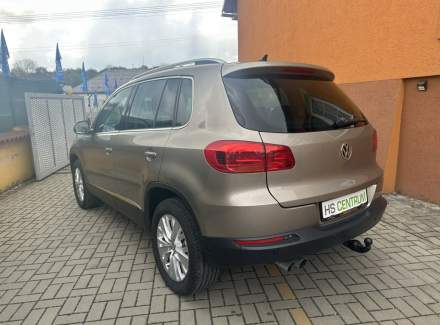 Volkswagen - Tiguan