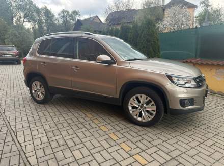 Volkswagen - Tiguan