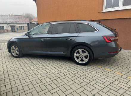 Škoda - Superb
