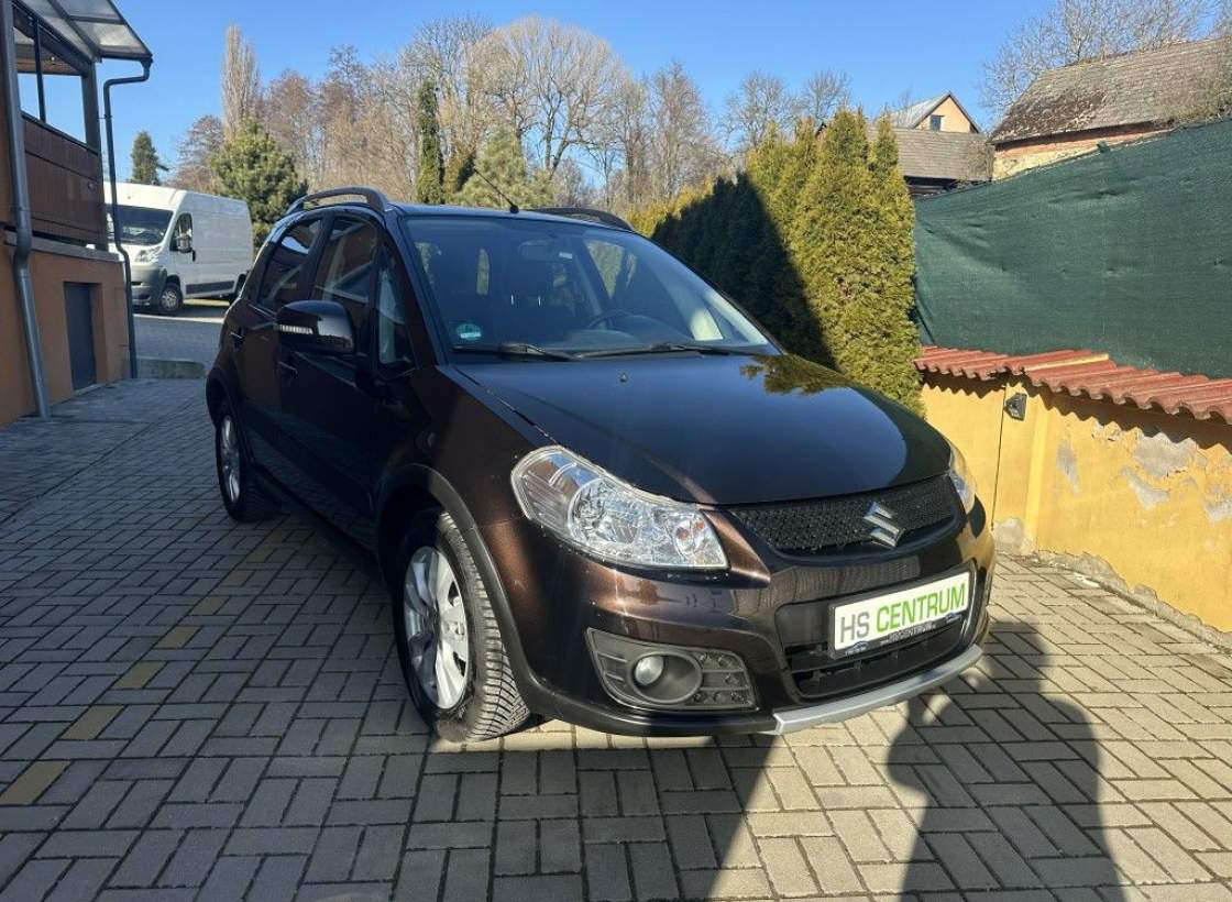 Suzuki - SX4