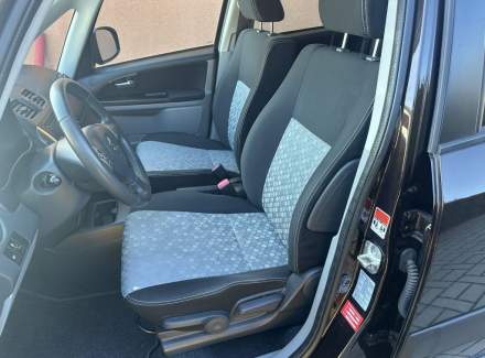 Suzuki - SX4