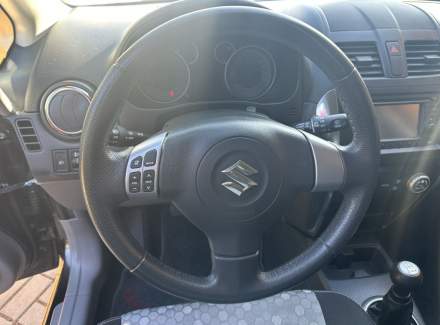 Suzuki - SX4