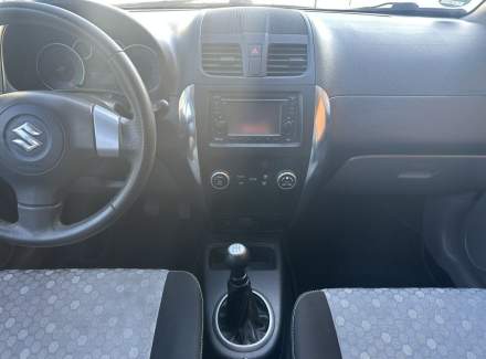 Suzuki - SX4