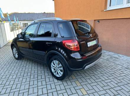 Suzuki - SX4