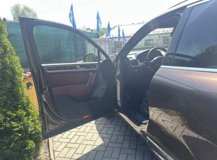 Volkswagen - Touareg