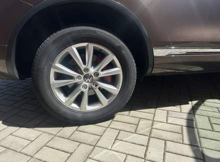 Volkswagen - Touareg