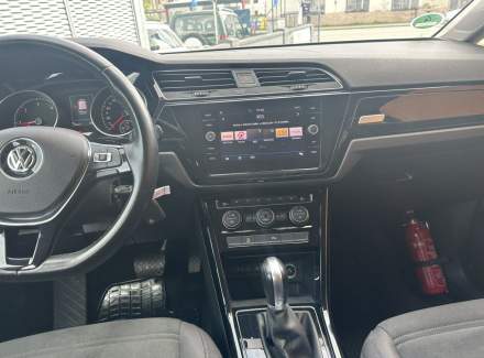Volkswagen - Touran