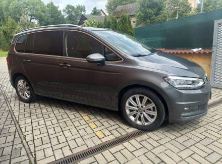Volkswagen - Touran