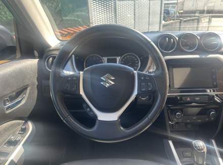 Suzuki - Vitara