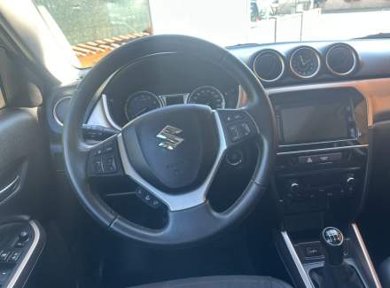 Suzuki - Vitara