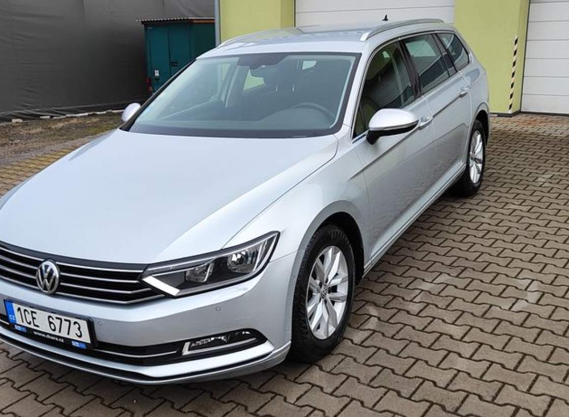 Volkswagen - Passat