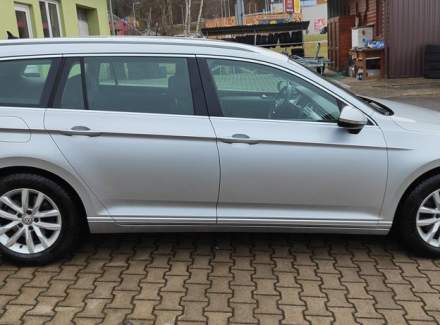 Volkswagen - Passat