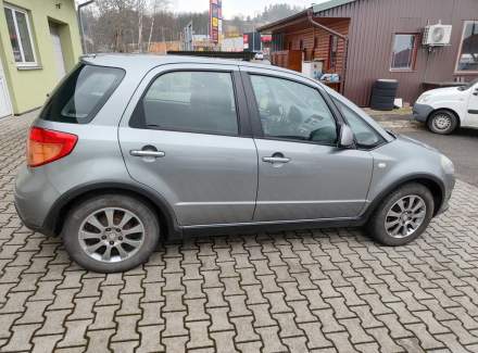 Suzuki - SX4