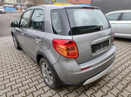 Suzuki - SX4