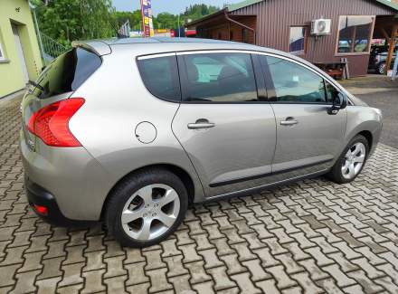 Peugeot - 3008