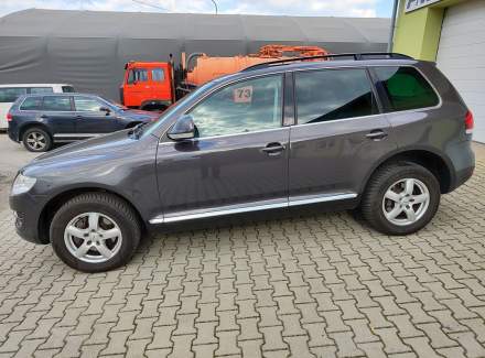 Volkswagen - Touareg