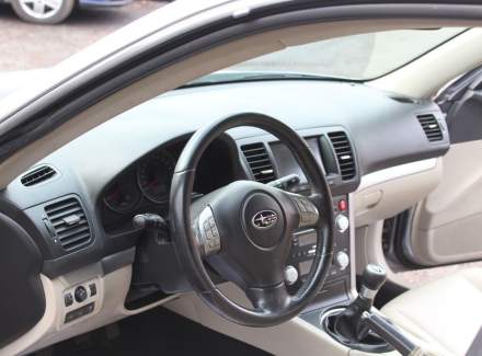 Subaru - Legacy