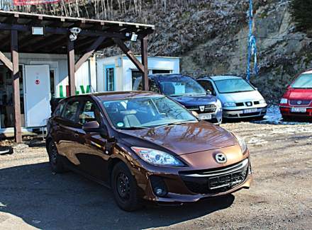 Mazda - 3