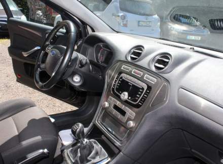 Ford - Mondeo