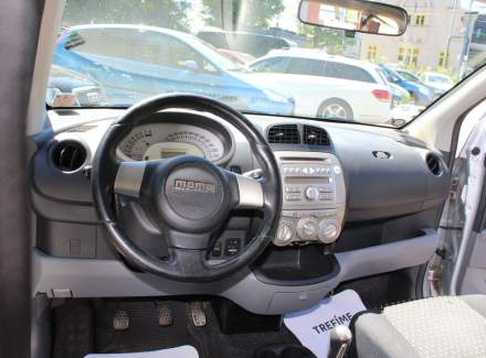 Daihatsu - Sirion