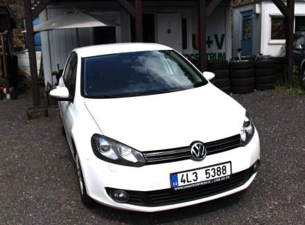 Volkswagen - Golf