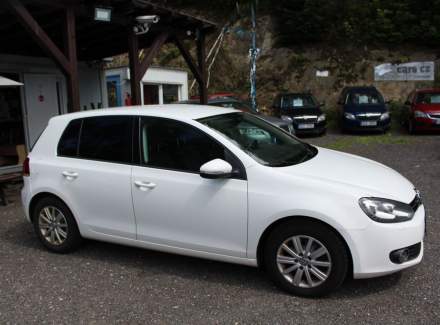 Volkswagen - Golf