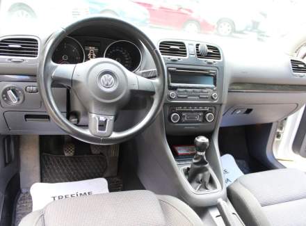 Volkswagen - Golf