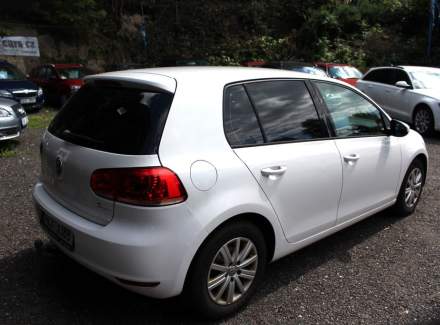 Volkswagen - Golf