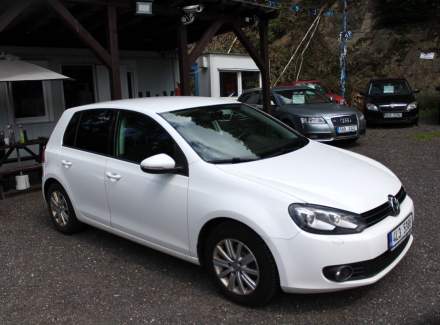 Volkswagen - Golf