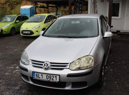 Volkswagen - Golf