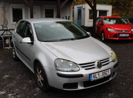 Volkswagen - Golf