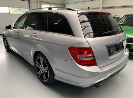 Mercedes-Benz - C-class