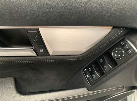 Mercedes-Benz - C-class