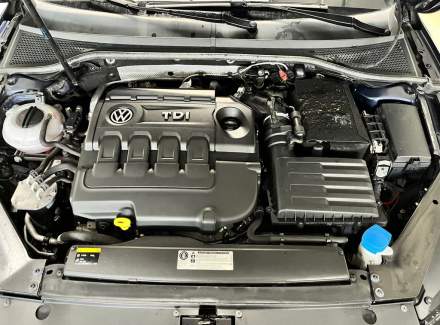 Volkswagen - Passat