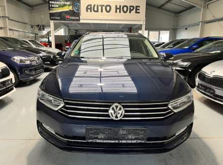 Volkswagen - Passat