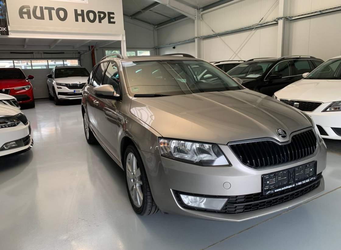 Škoda - Octavia