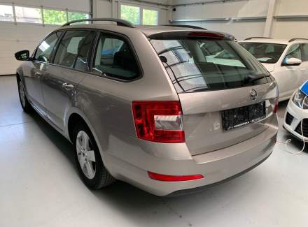 Škoda - Octavia