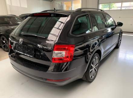 Škoda - Octavia