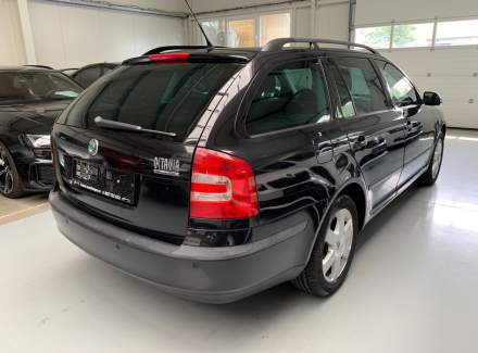 Škoda - Octavia