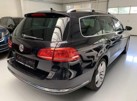 Volkswagen - Passat