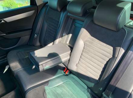 Volkswagen - Passat
